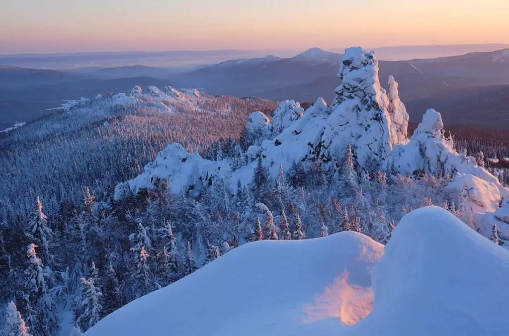 What Is The Longest Mountain Range In North America