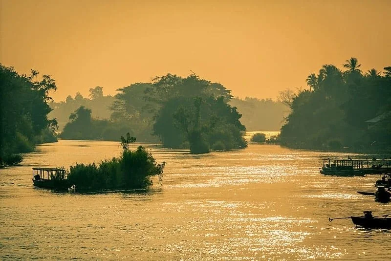 Top 10 Deepest Rivers in the World